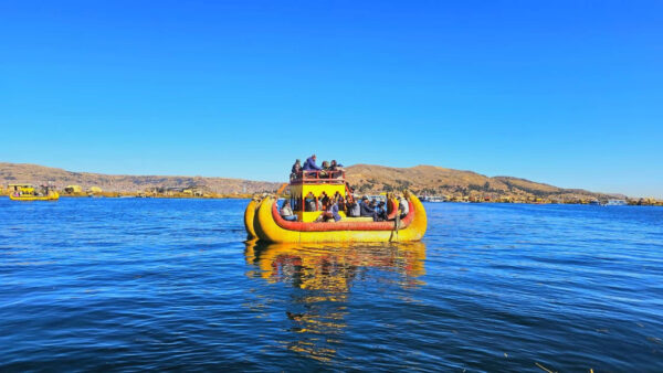 Kayaking Puno – Islas de los Uros Half day